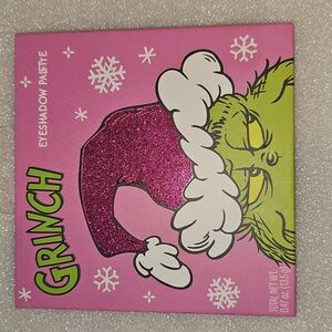 Grinch Eyeshadow Palette 9 Colors New